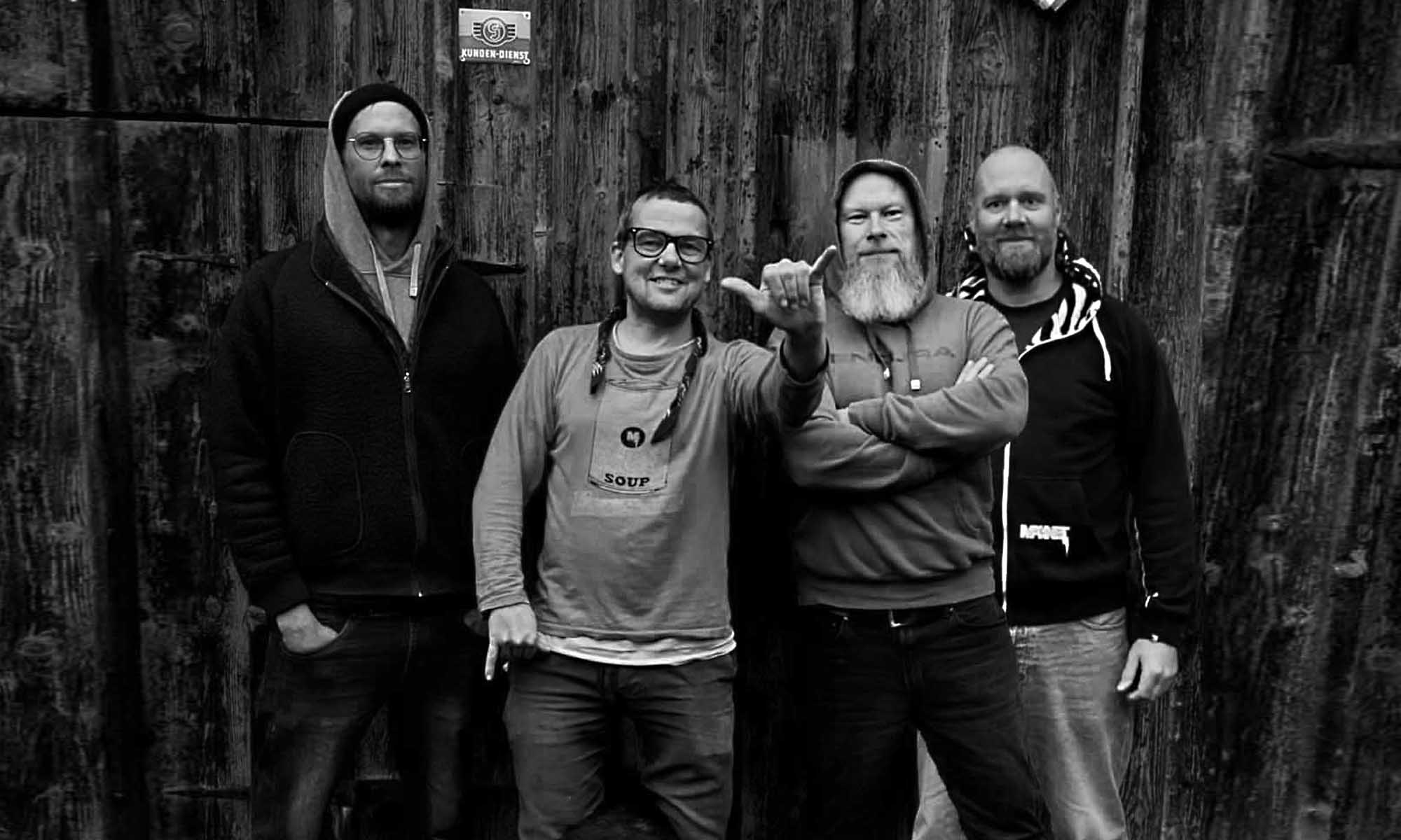 Die Da Oben Bandfoto Livemusic Metal Punk